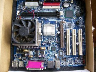 電子產(chǎn)品主板回收與家電銷售 深圳市場(chǎng)的機(jī)遇與挑戰(zhàn)